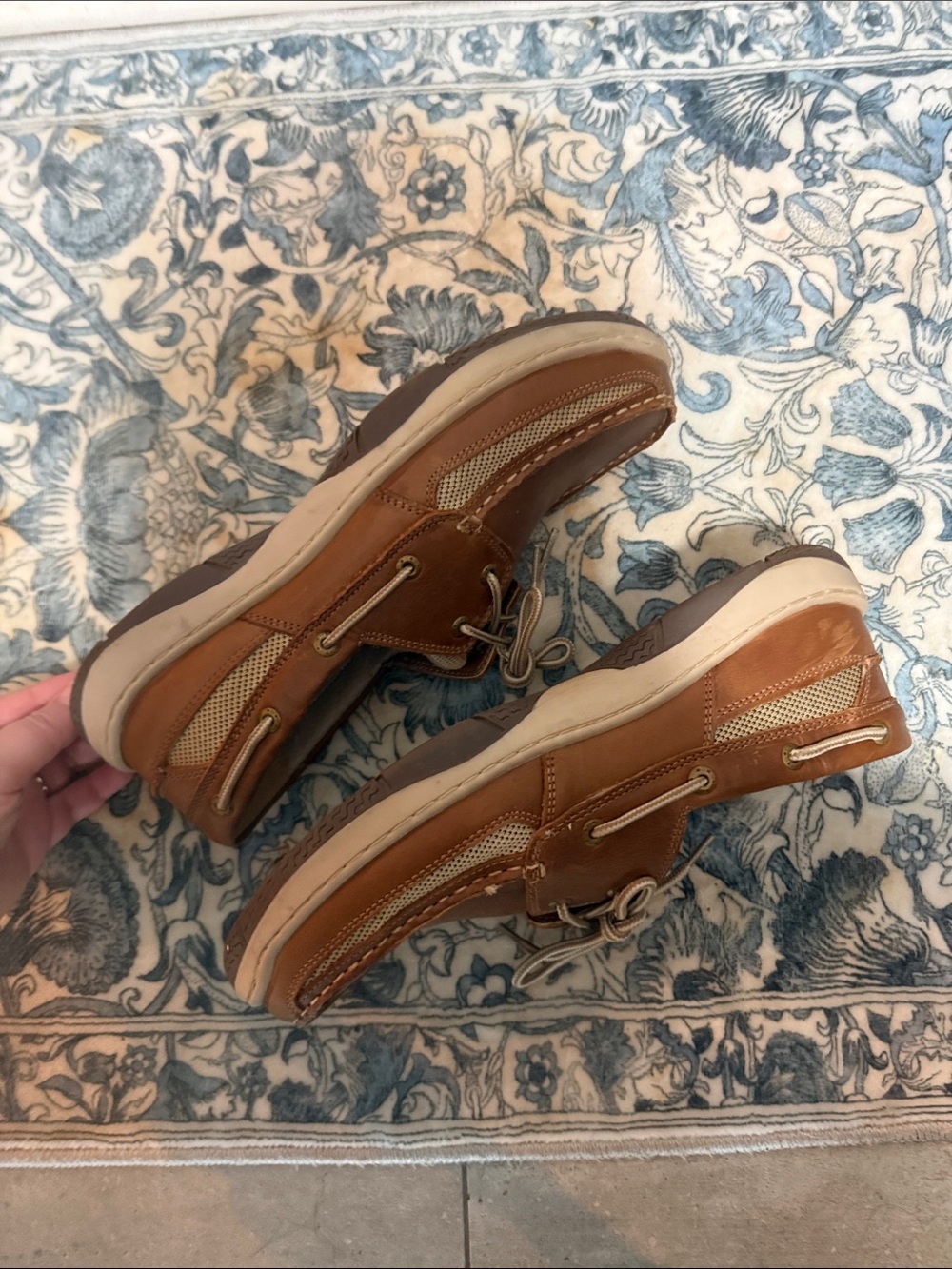 Franco Fortini Men’s Tan Leather Boat Shoes with Cream Laces - Picture 6 of 7